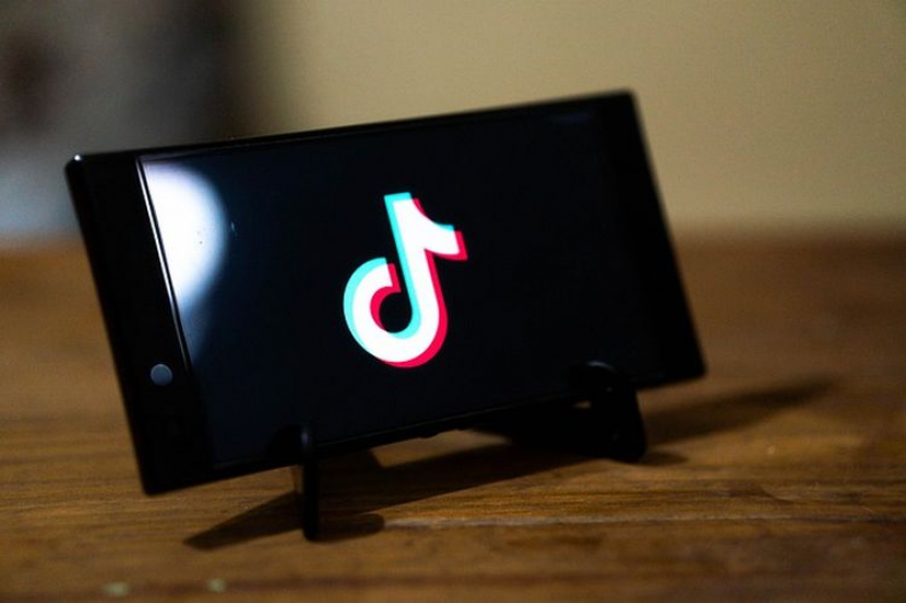 TikTok memberikan program 'Follow Me' untuk membantu usaha kecil dan menengah (UKM) memanfaatkan platform digital (foto: pixabay).