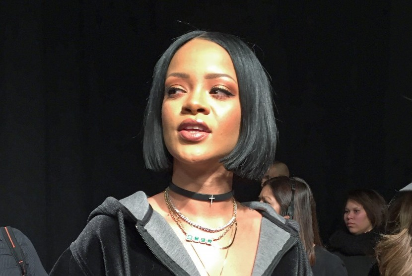 Rihanna dinobatkan sebagai musisi terkaya di dunia dan miliarder termuda di Amerika Serikat (foto: AP).